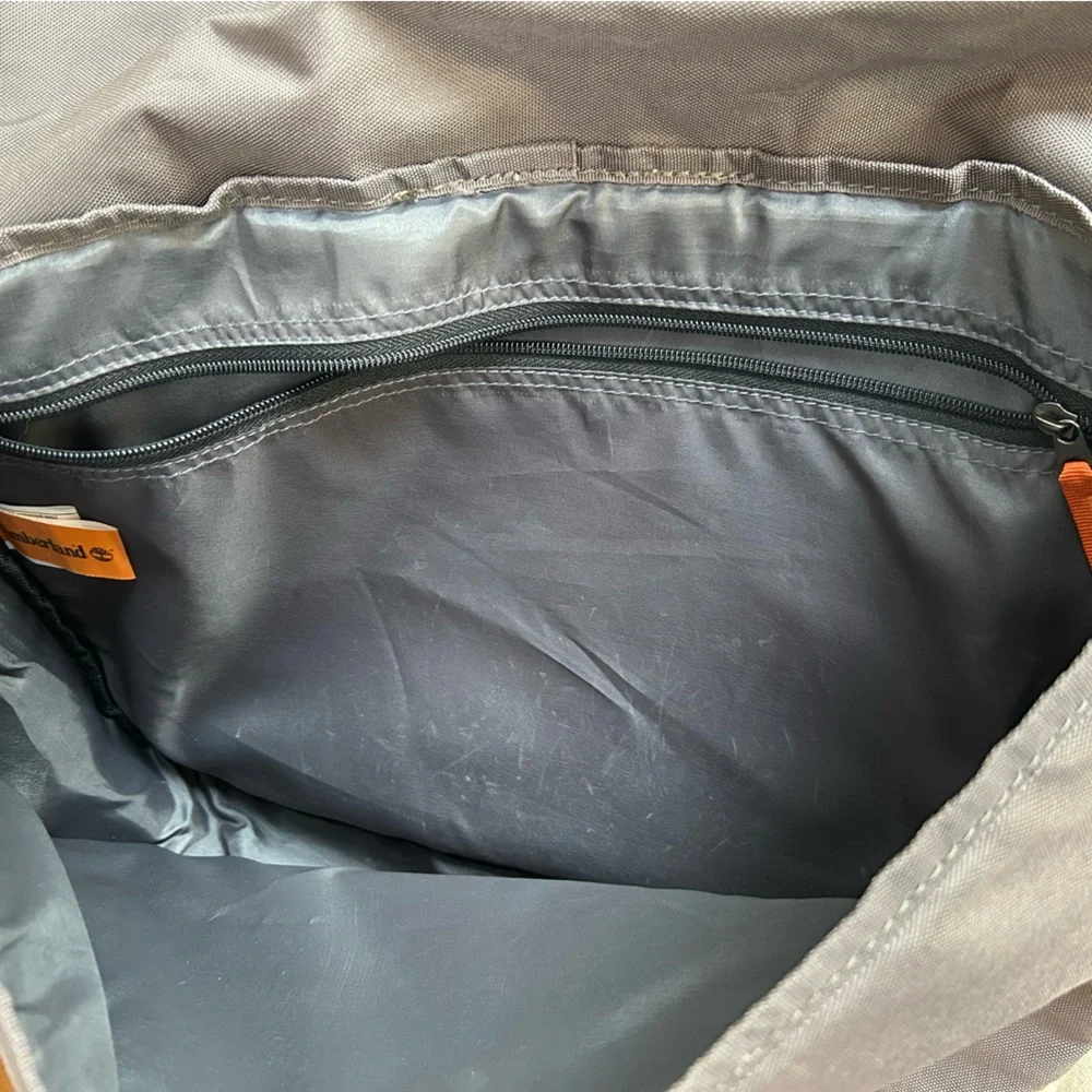 TIMBERLAND Messenger Bag Satchel Laptop Travel bag. Brown/Black. 16”x 13”approx.